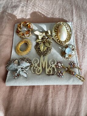 Gold-Tone Floral and Cameo Brooch Collection - Women Jewelry